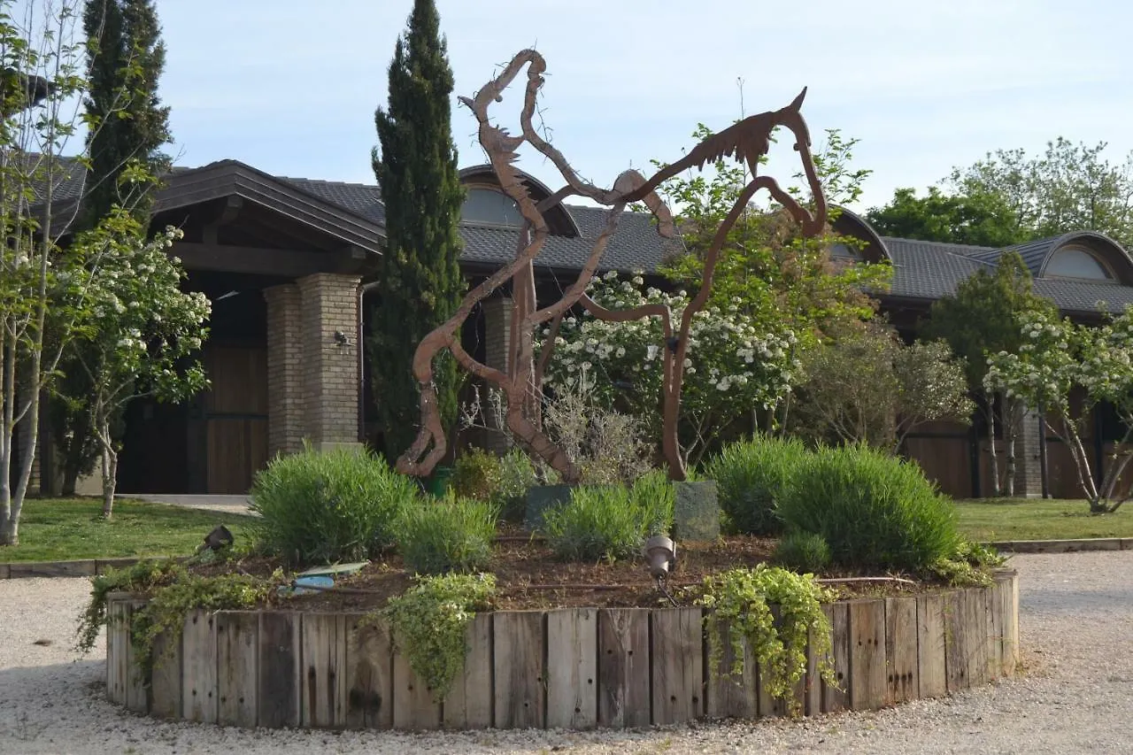 Pietra Cavalla - Ranch & Resort Polpenazze del Garda Gospodarstwo agroturystyczne