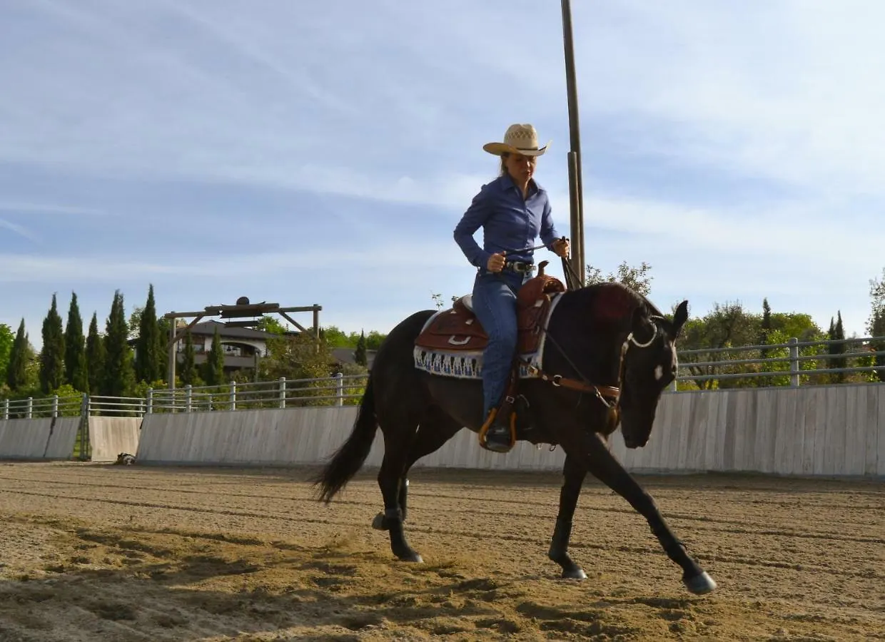 Pietra Cavalla - Ranch & Resort 波尔佩纳泽德尔加尔达 0*,